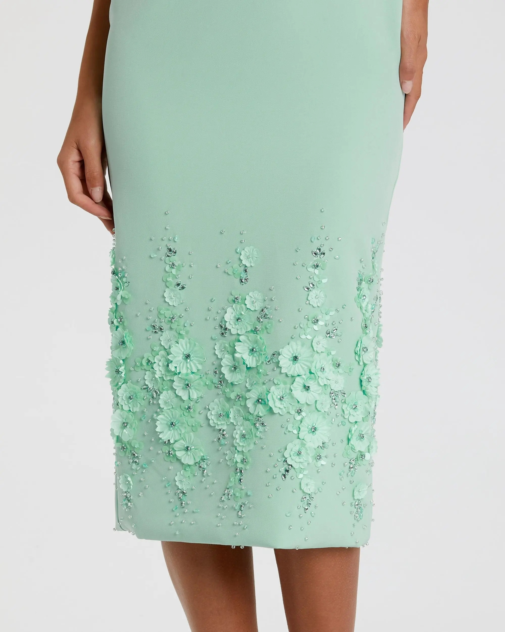 Green Crepe Sleeveless Midi Dress With Flower Beading - Image 2