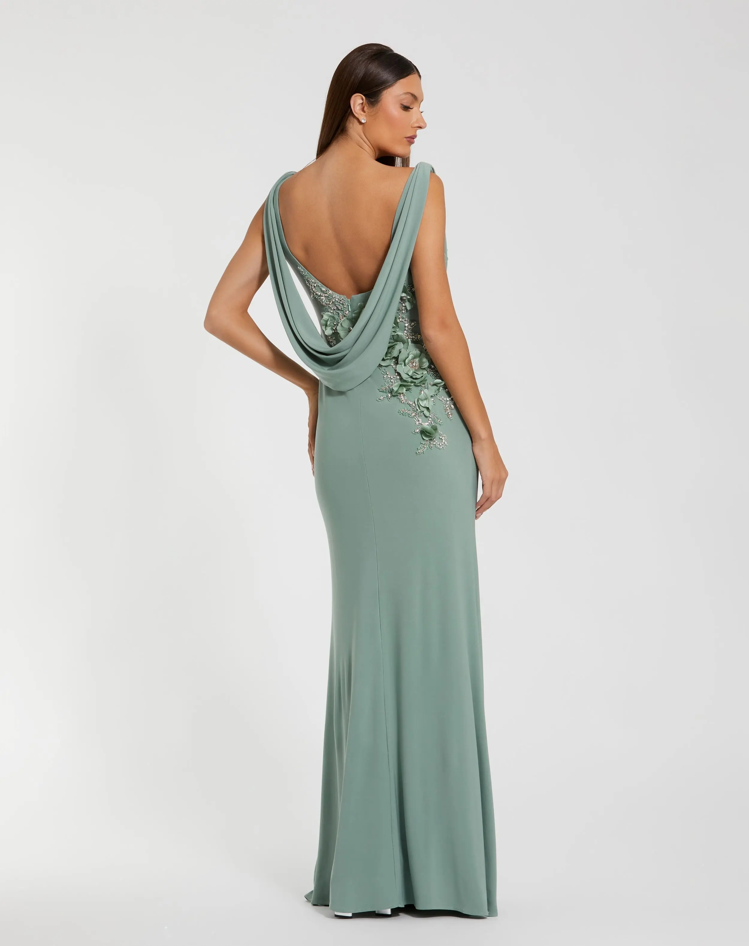 Green Sleeveless Jersey Cowl Neck Gown With Beading - Image 3