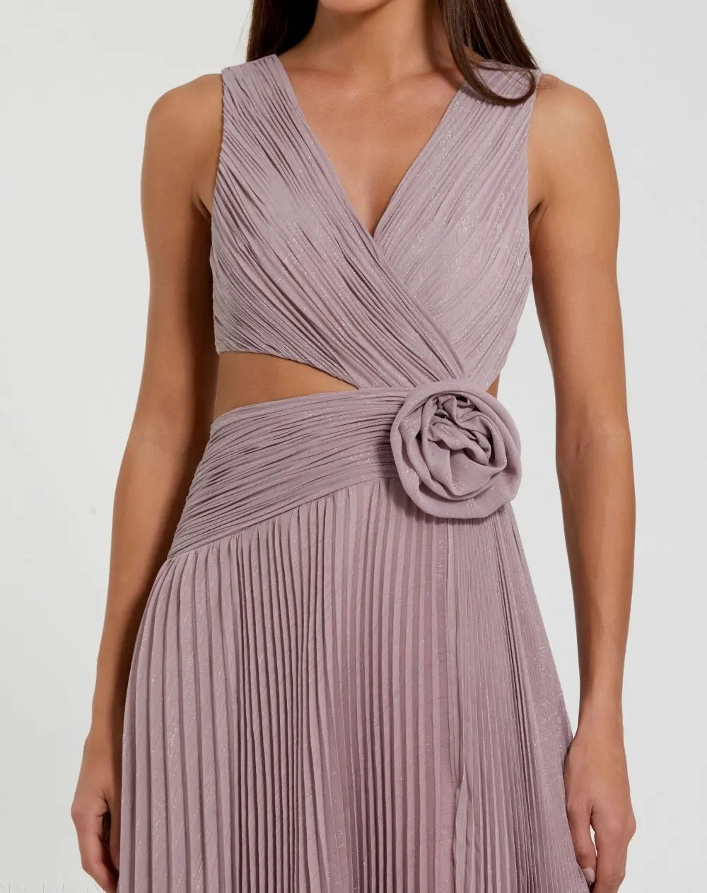 Purple Ruched Chiffon Sleeveless Gown With 3D Flower - Image 2