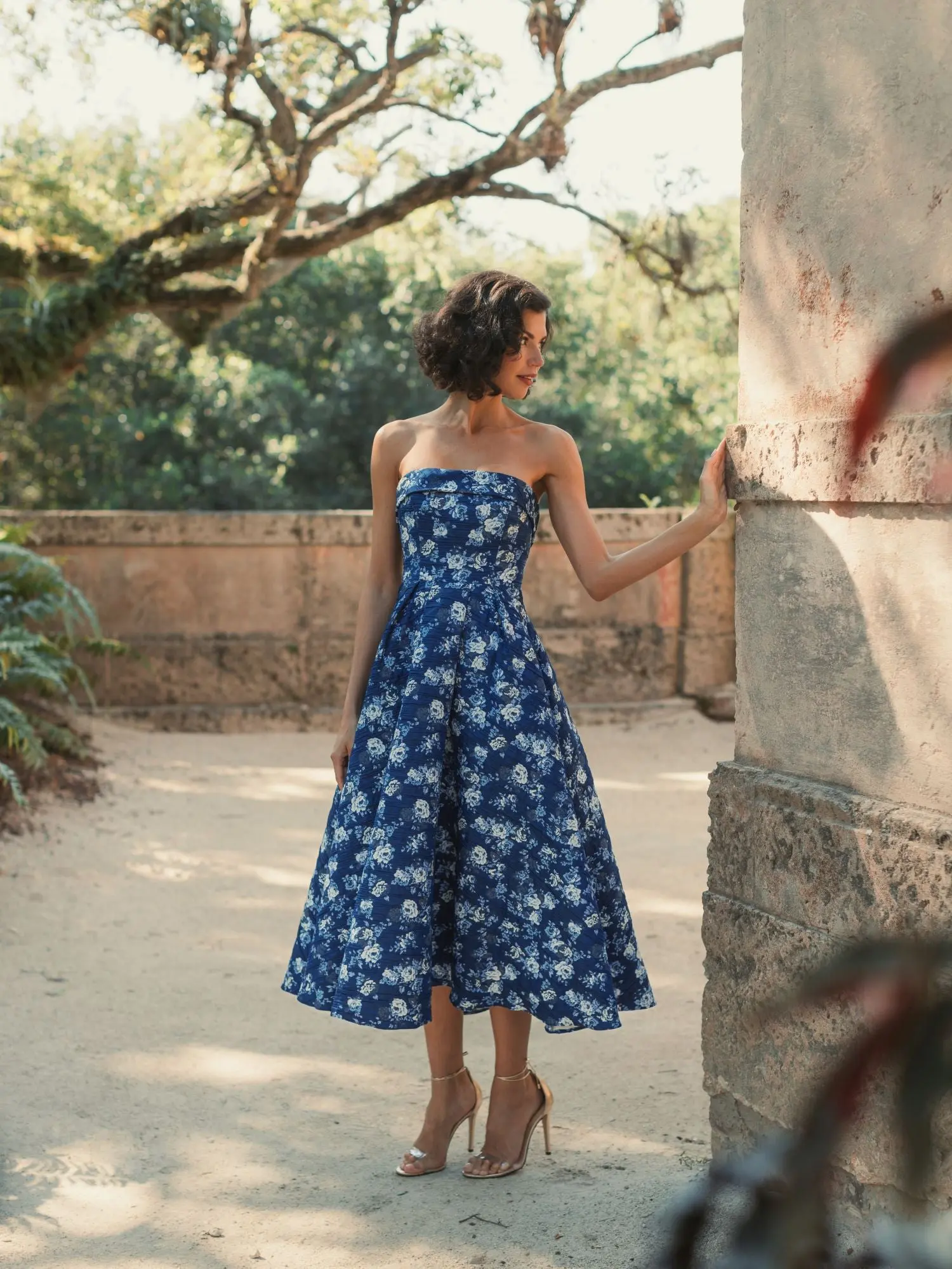 Blue Strapless Brocade Midi Dress - Image 4