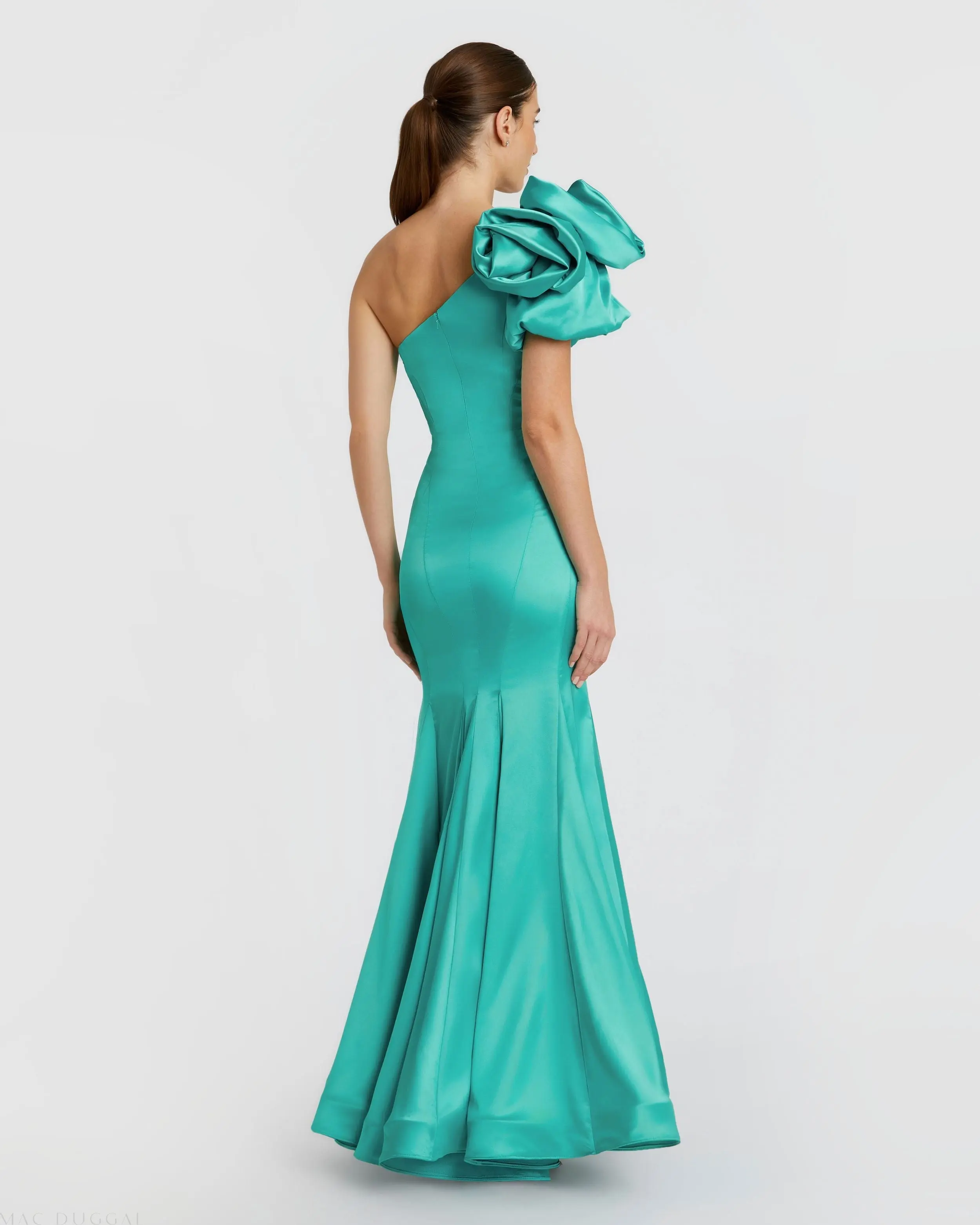 Green One Shoulder Bustier Satin Mermaid Gown - Image 4