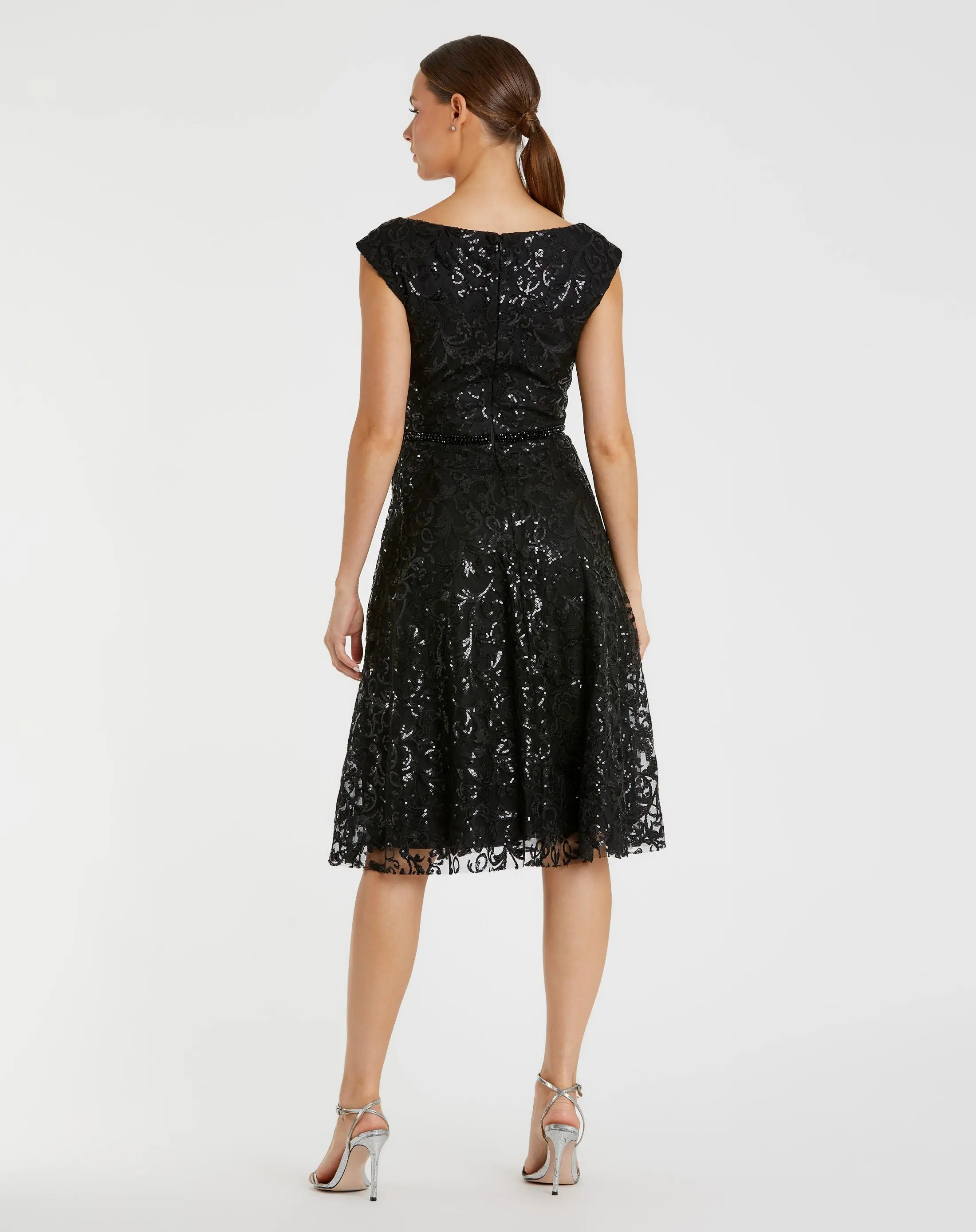 Black V Neck Cap Sleeve Sequin Dress - Image 3