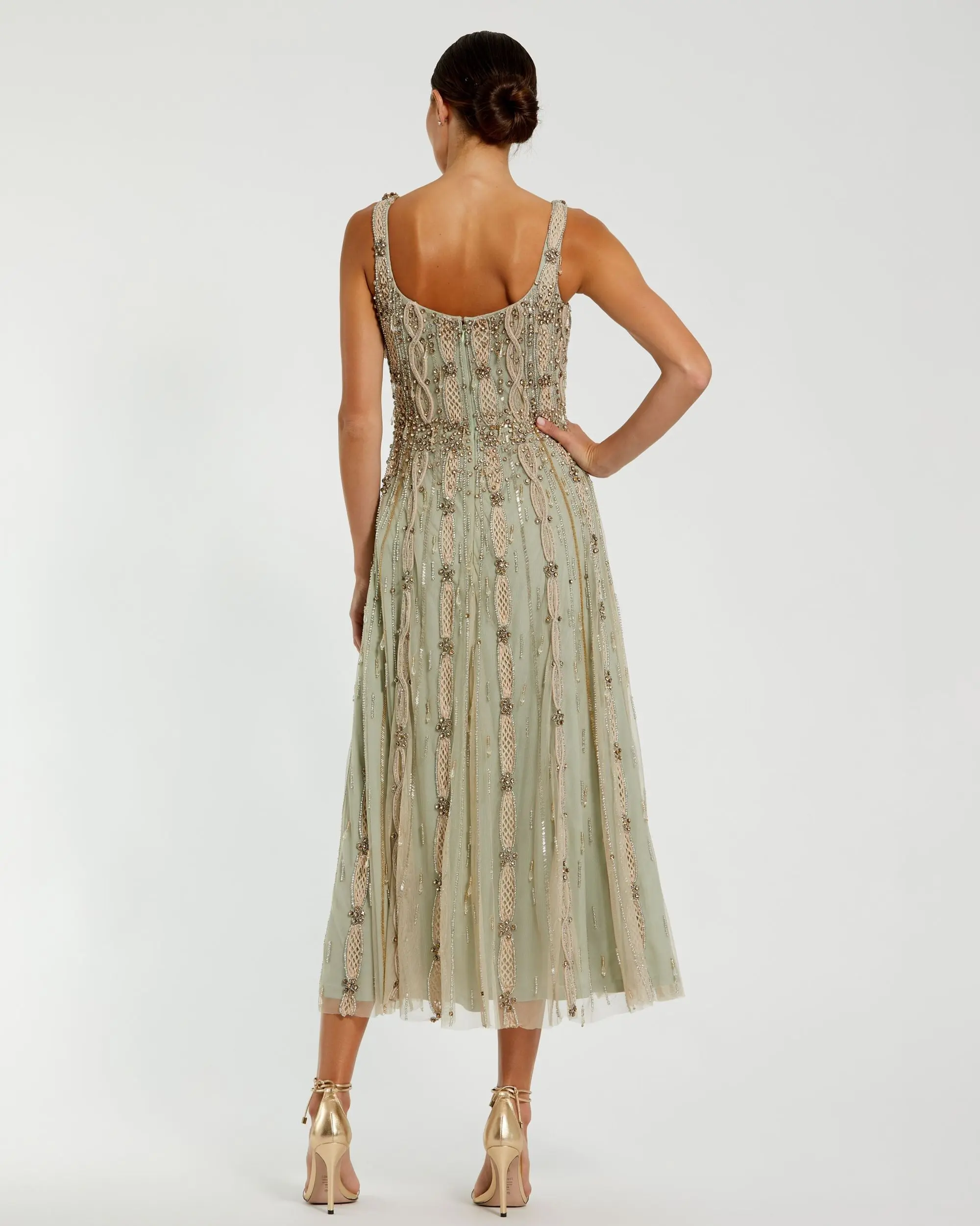 Petite Green Sleeveless Scoop Neck Embellished Midi Dress - Image 6